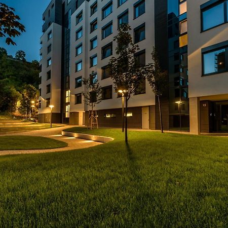 Апартаменты Bratislava Center, River Front, Private Parking Included Экстерьер фото